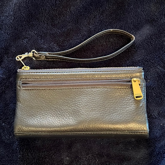 FOSSIL BIFOLD CLUTCH/WALLET - Picture 1 of 12